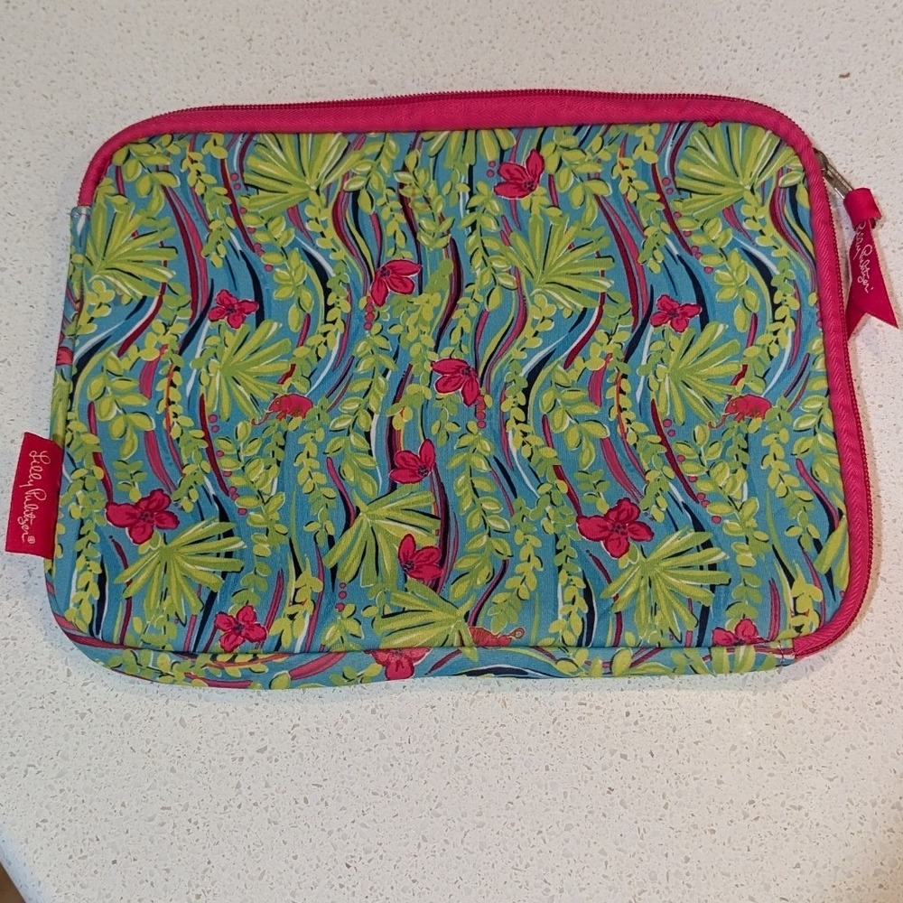 Lilly Pulitzer Tablet Sleeve 10.5x8 Small Multicolor Tropical Floral